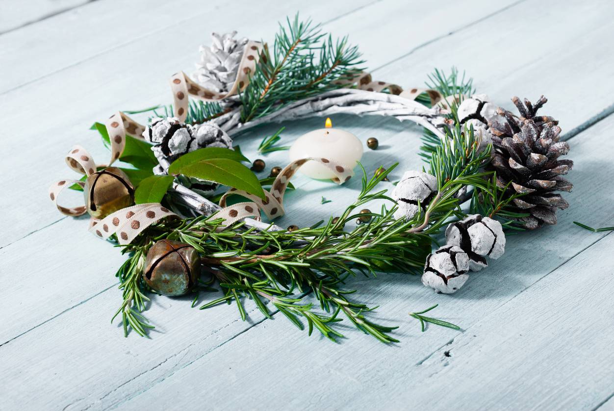 Noël au romarin : astuces déco parfumées pour des fêtes naturelles