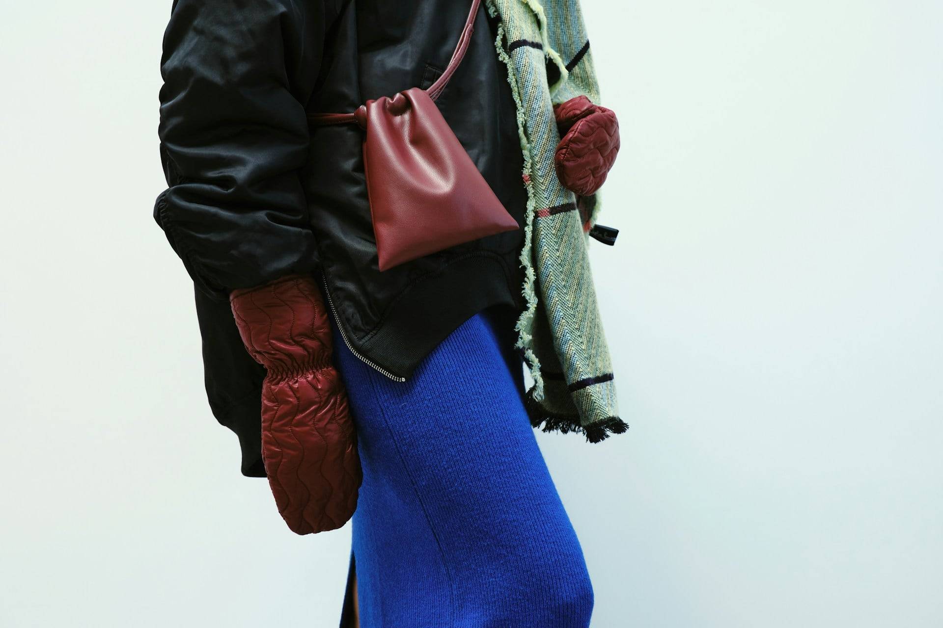 10 Fabulous Winter Outfits Centered Around the Skirt