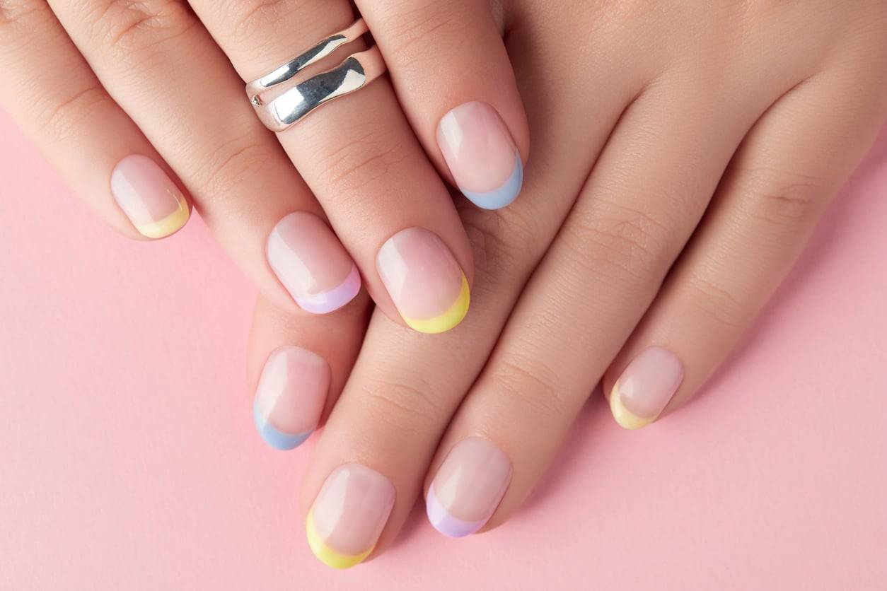 Radiant Minimalism: 5 Chic Manicure Ideas for Short Nails