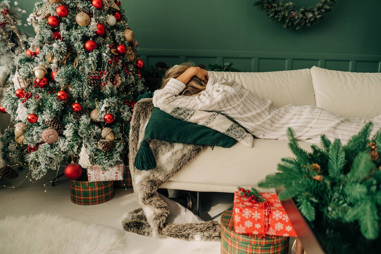 Relate to This? 5 Science-Backed Reasons Introverts Struggle with Holiday Crowds