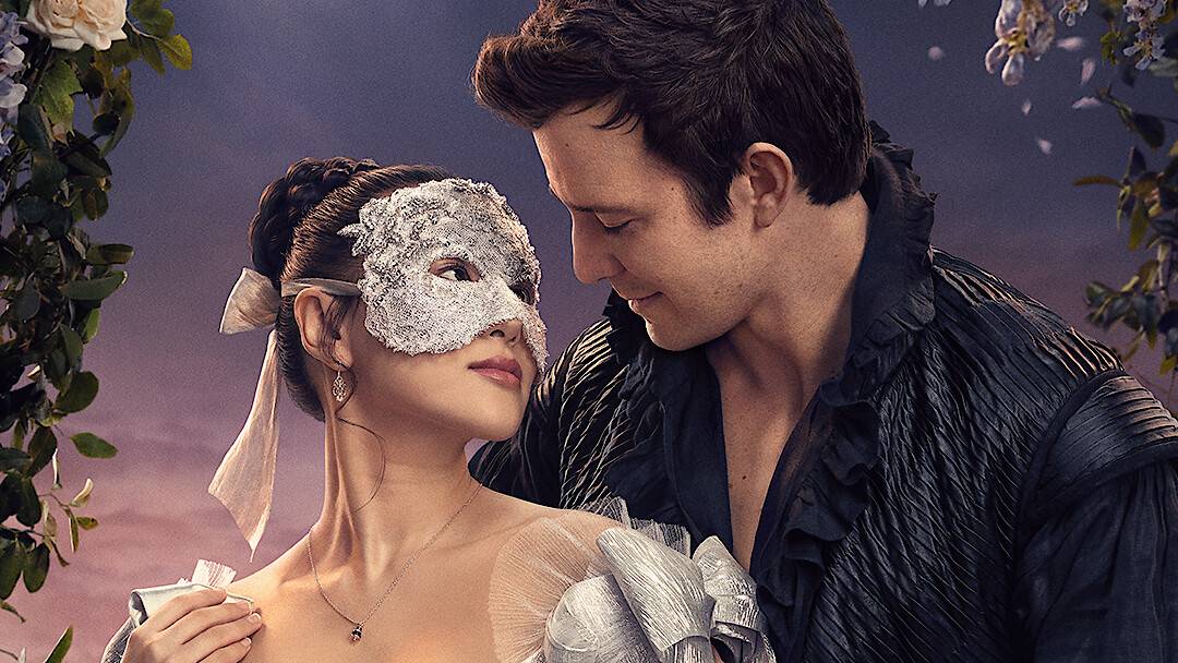 Una nuova versione della favola di Cenerentola prende vita nella nuova stagione di Bridgerton