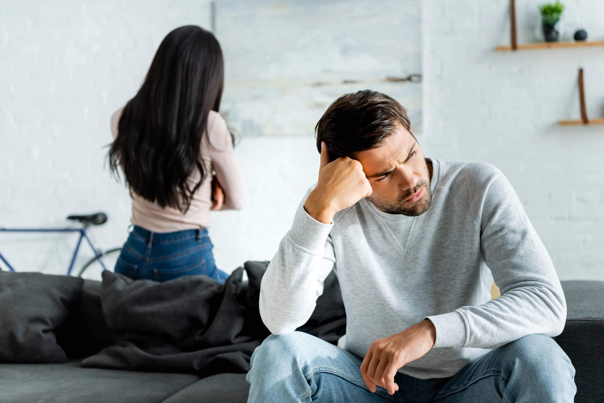Estas señales revelan que tu pareja ya no planea un futuro a largo plazo contigo — Relación