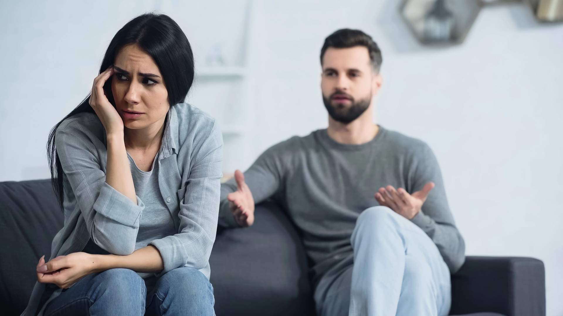 Estas 7 frases te revelan si tu pareja se está distanciando emocionalmente — Relación