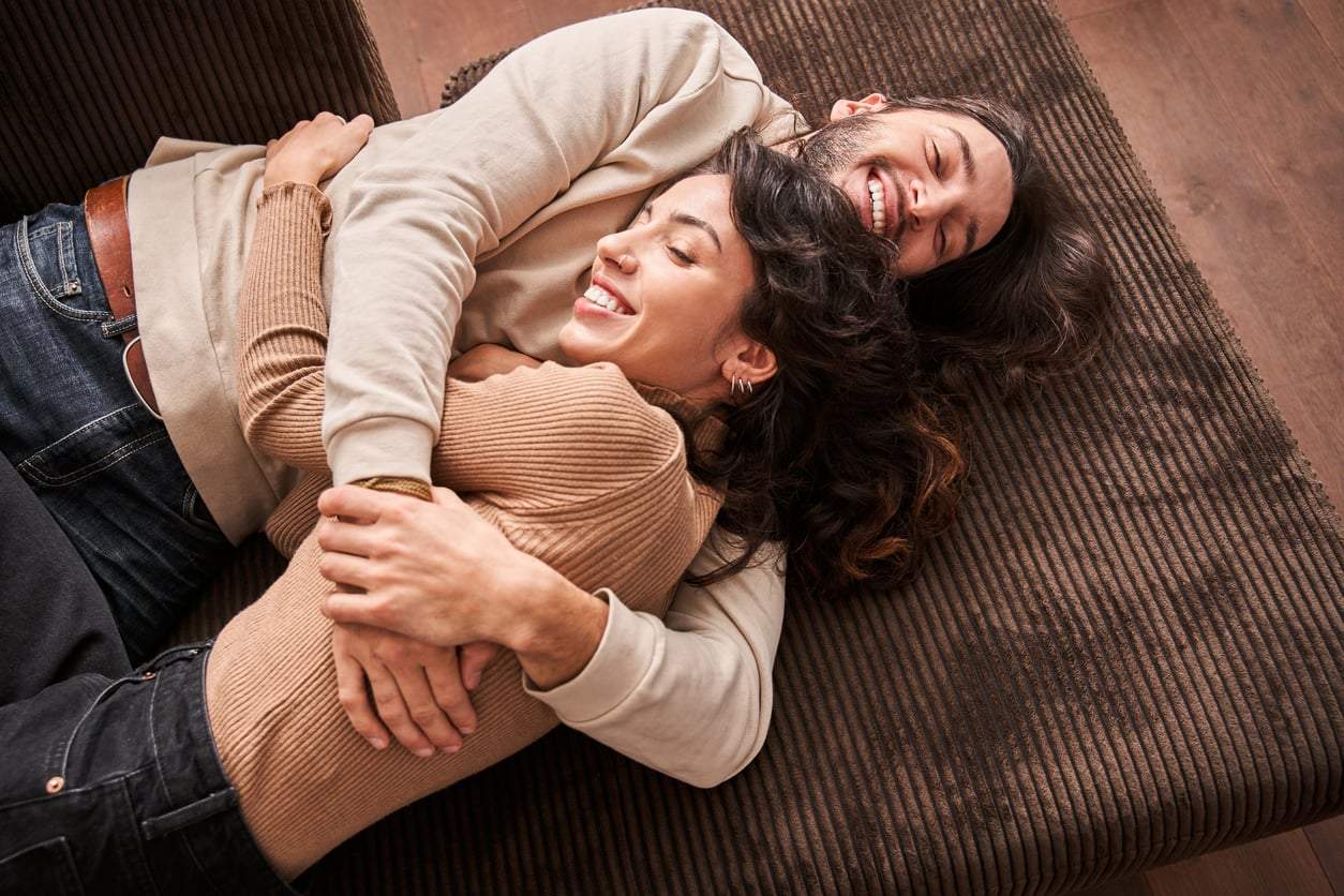4 cosas que vale la pena decirle a tu pareja, incluso si temes herir sus sentimientos — Relación