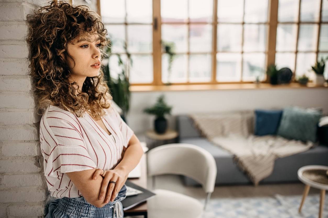 5 Powerful Thoughts to Help You Close the Past — Backed by Psychology