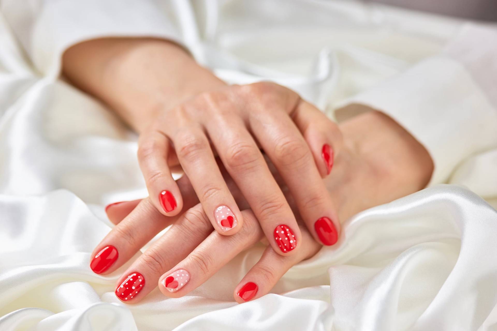 The Most Creative Valentine’s Day Manicure Ideas That Will Make Your Heart Skip a Beat