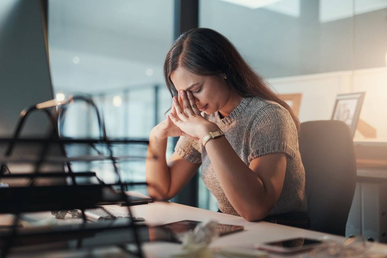 The Exhaustion Race No One Should Win: Why Did We Turn Fatigue Into a Status Symbol?