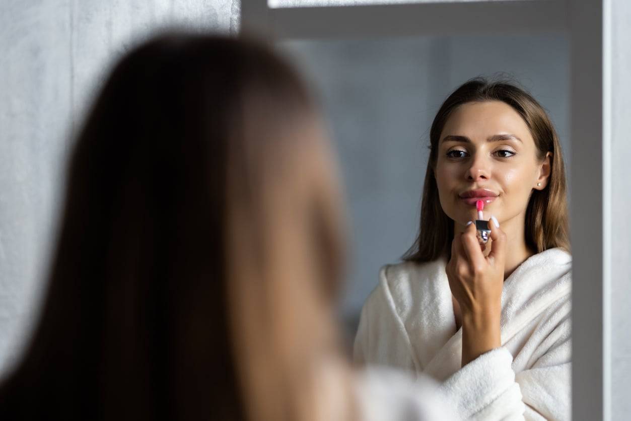 3 astuces maquillage simples pour booster ta confiance en toi