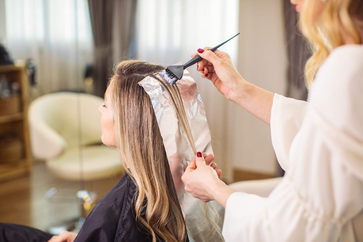 Diese sicheren Anzeichen zeigen dir, dass du deine Haarfarbe ändern solltest — Haare