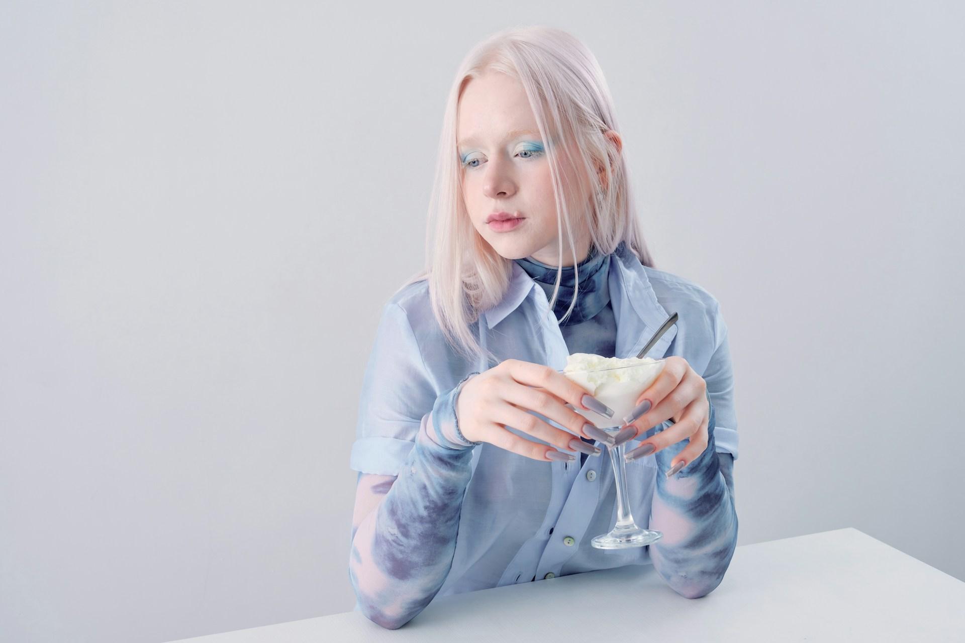 Hellblau ist die Trendfarbe des Frühlings – diese Teile solltest du dir jetzt sichern — Mode