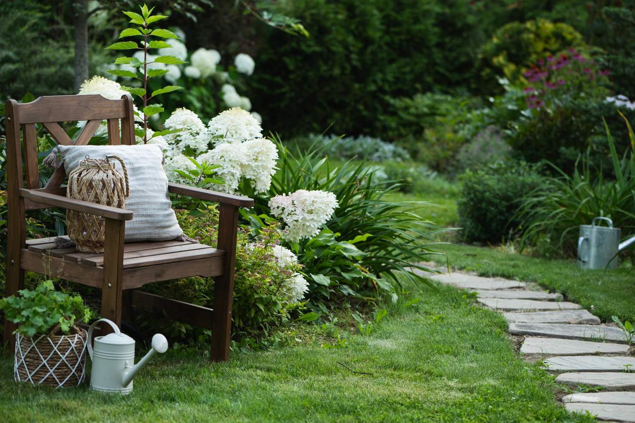 6 mejoras en el jardín que pueden aumentar el valor de tu casa (y mucho más de lo que imaginas) — Jardín y terraza