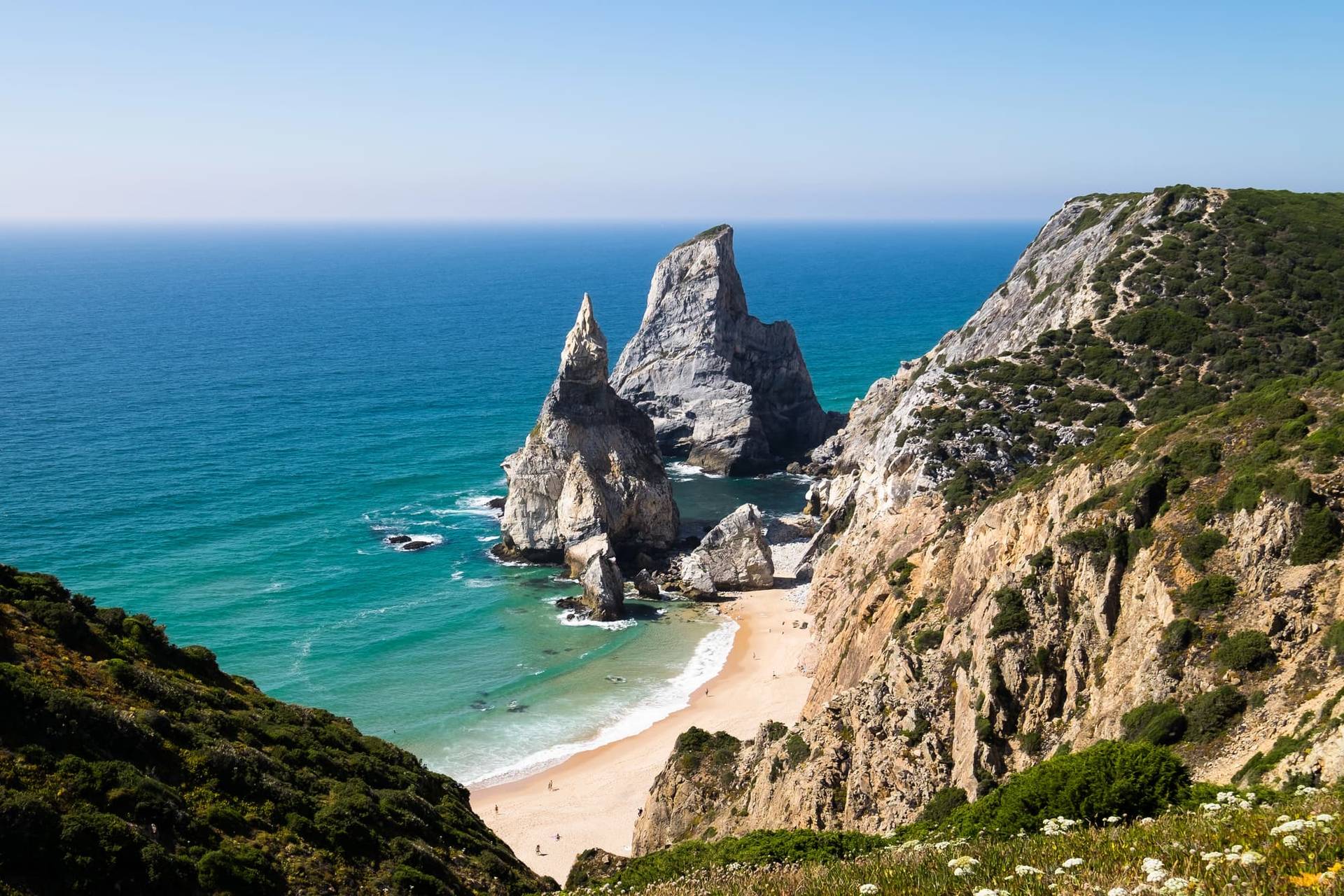 Le 5 spiagge nascoste d'Europa dove i turisti non arrivano ancora