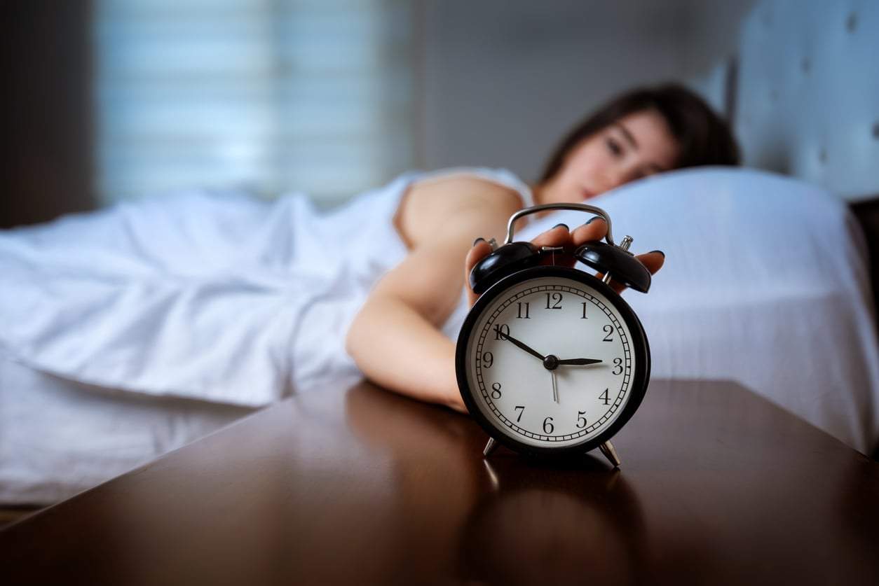 ¿Te despiertas siempre a las 3 de la madrugada? Quizás tus ancestros tienen algo que decirte — Estilo de vida
