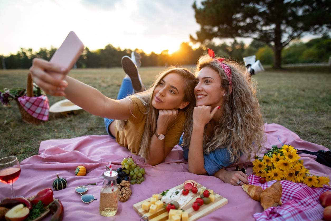 Kein Geld für Urlaub? 10 kreative Ideen, wie du den Sommer trotzdem genießt — Lebensstil
