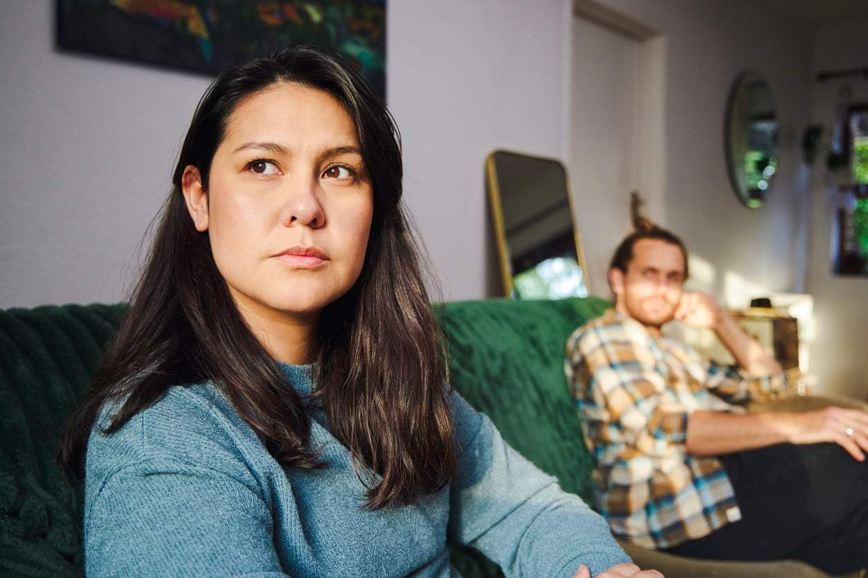 10 manipulative Gewohnheiten am Anfang einer Beziehung – und wie du sie rechtzeitig erkennst — Lebensstil