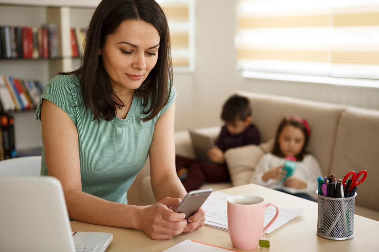 Nur 7 Minuten am Tag: So wenig reden Eltern wirklich mit ihren Kindern — Familie