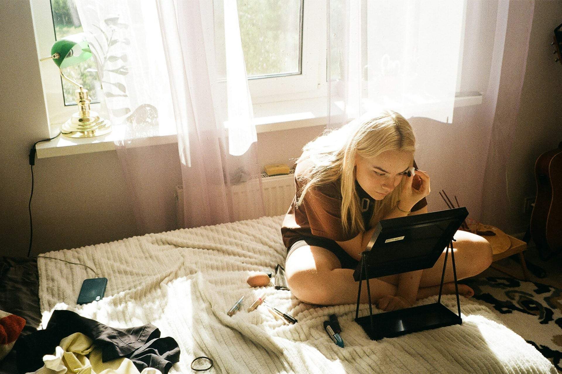 Tu preferisci stare a casa, il tuo partner vuole uscire sempre: come trovare l'equilibrio in estate — Lifestyle