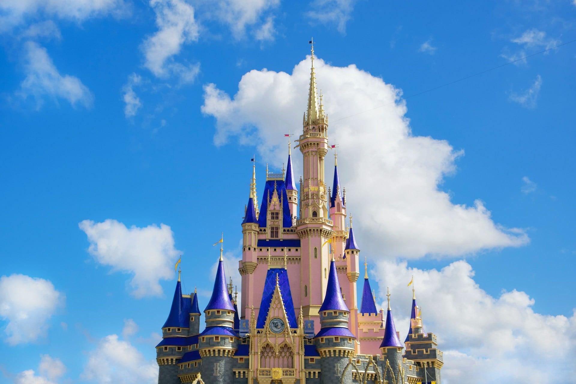 The Cinderella Syndrome: Why So Many Modern Women Still Secretly Long to Be Rescued — Lifestyle