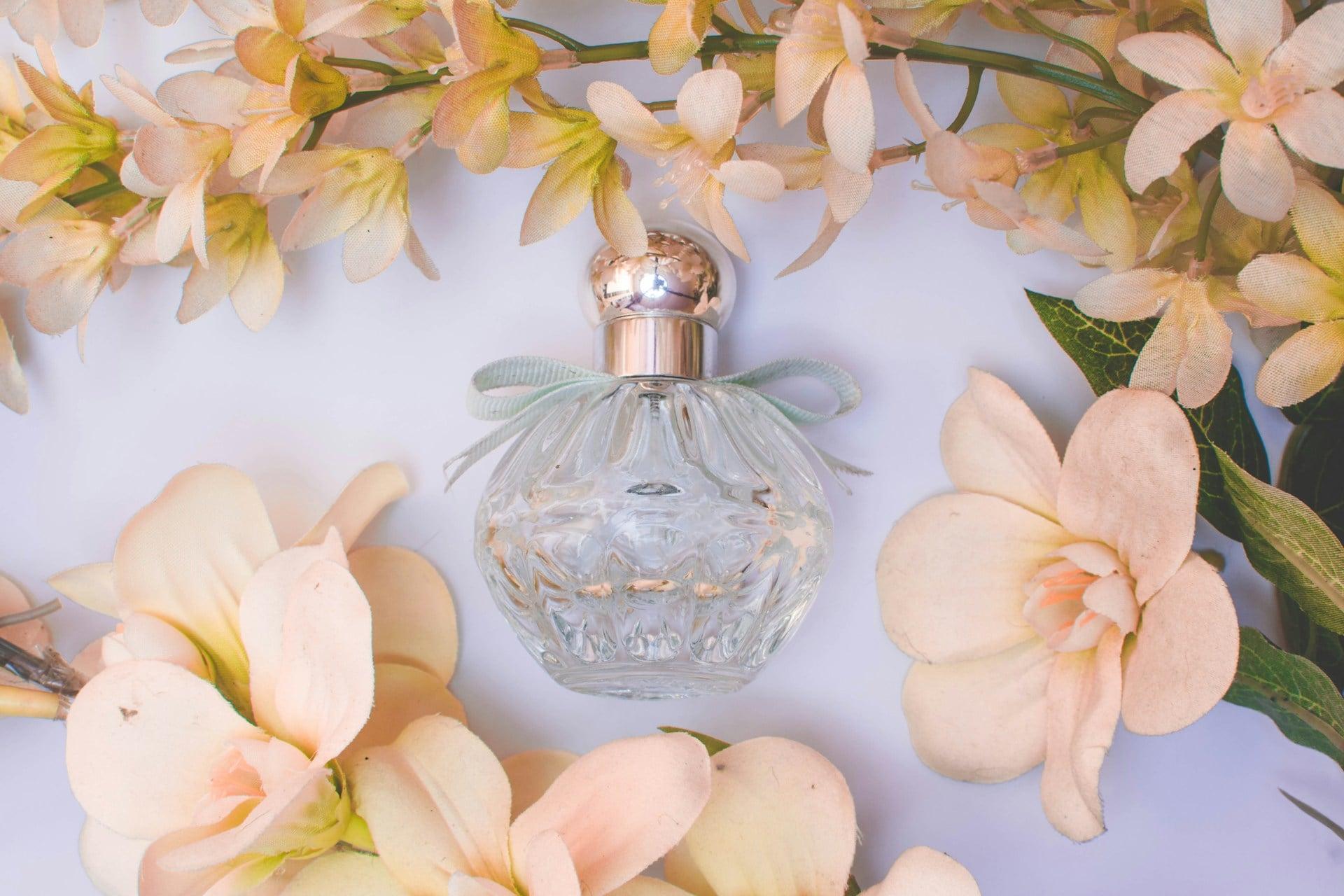 Mezcla perfumes cítricos y florales para crear tu aroma de verano único — ¡aquí tienes la receta! — Estilo
