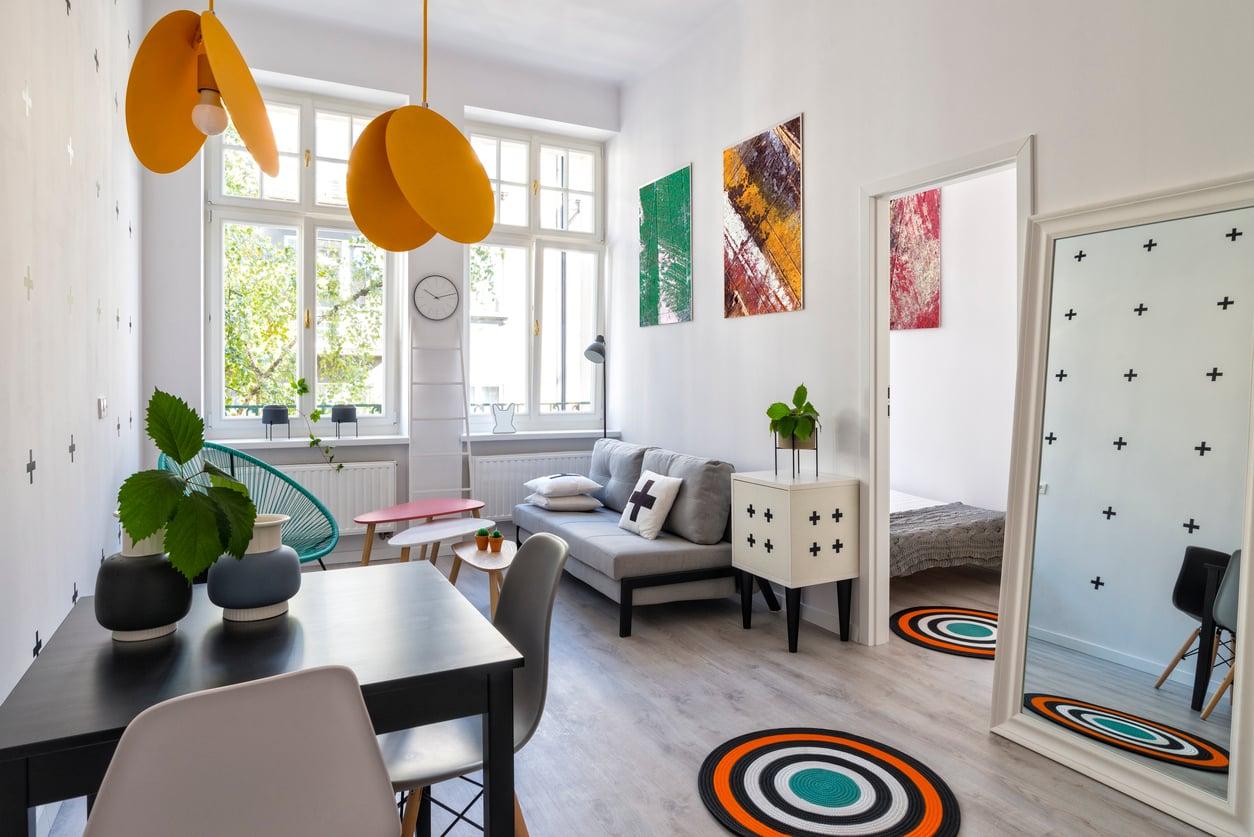 3 mistakes that make small apartments feel even smaller — and how to fix them — Decor