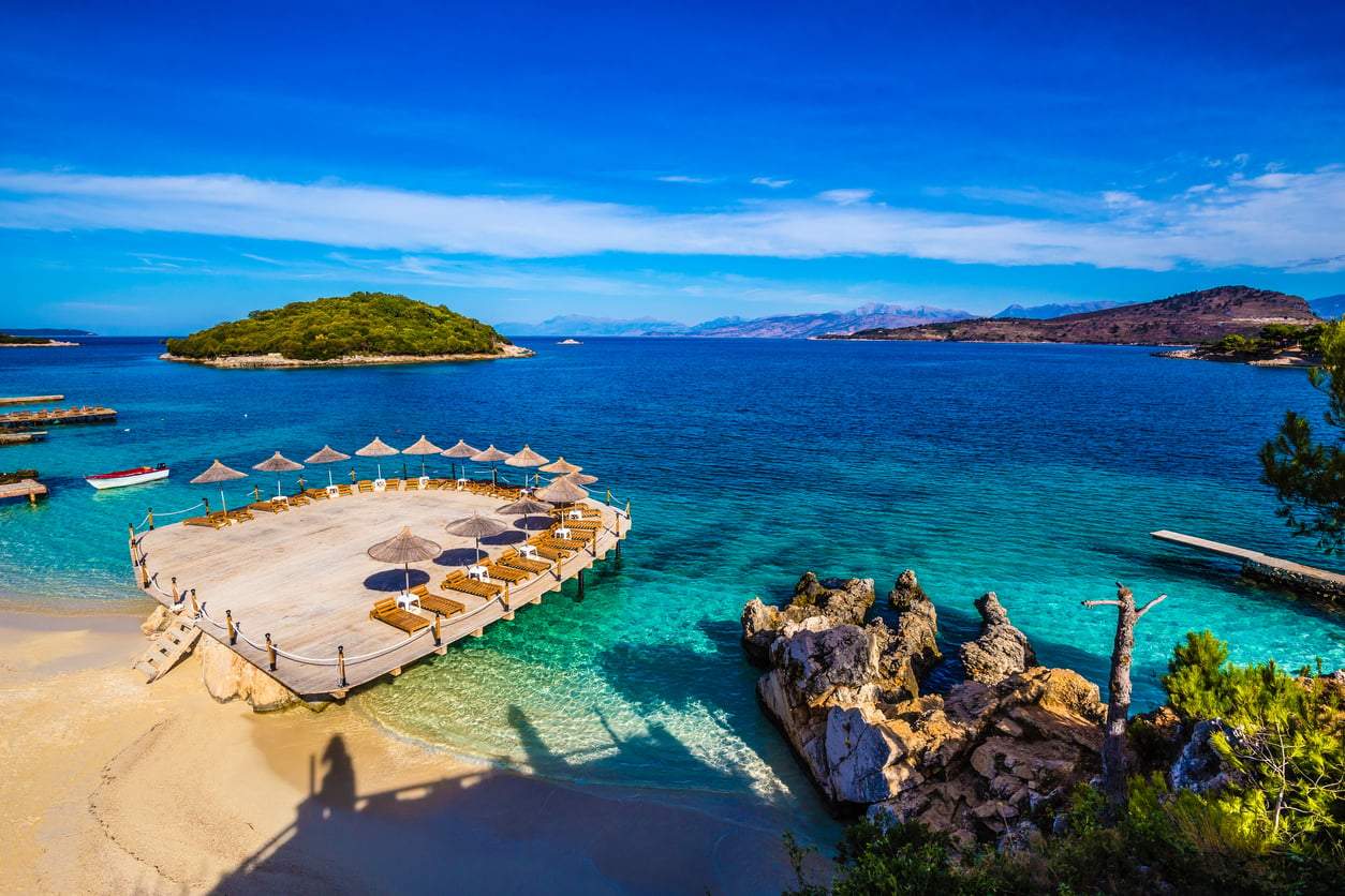 4 spiagge di sabbia bianca quasi segrete vicino a noi, per una vacanza lontana dalla folla — Tempo libero
