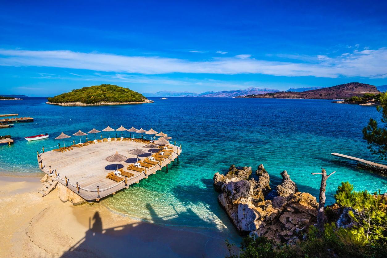 4 hidden white-sand beaches near you — where the crowds never go — Leisure