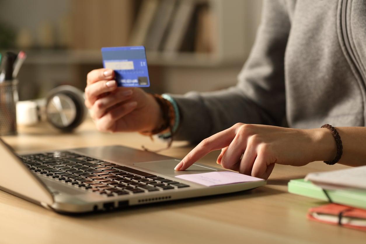 Dal Netflix al cloud: ecco come gli abbonamenti online mangiano il 10% del tuo stipendio — Lifestyle