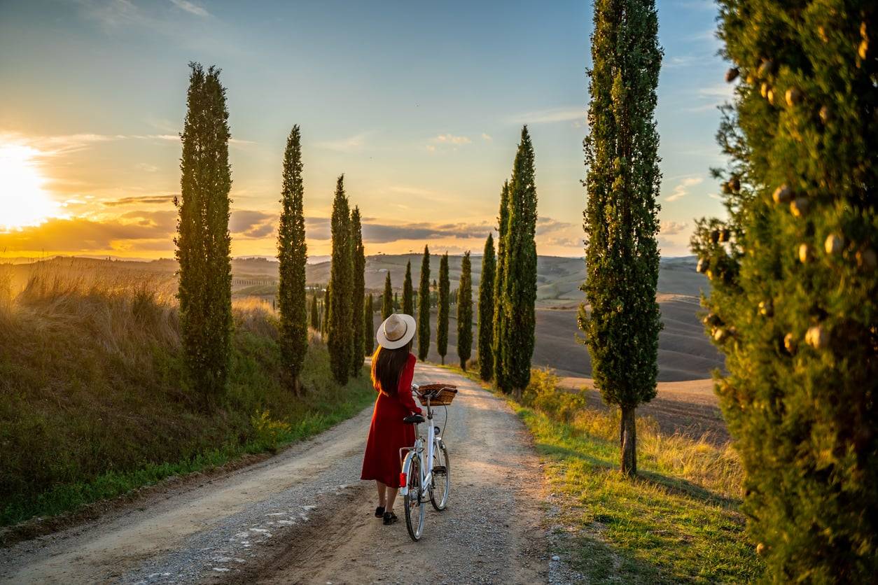 10 pieces that instantly give you that Tuscan summer feeling