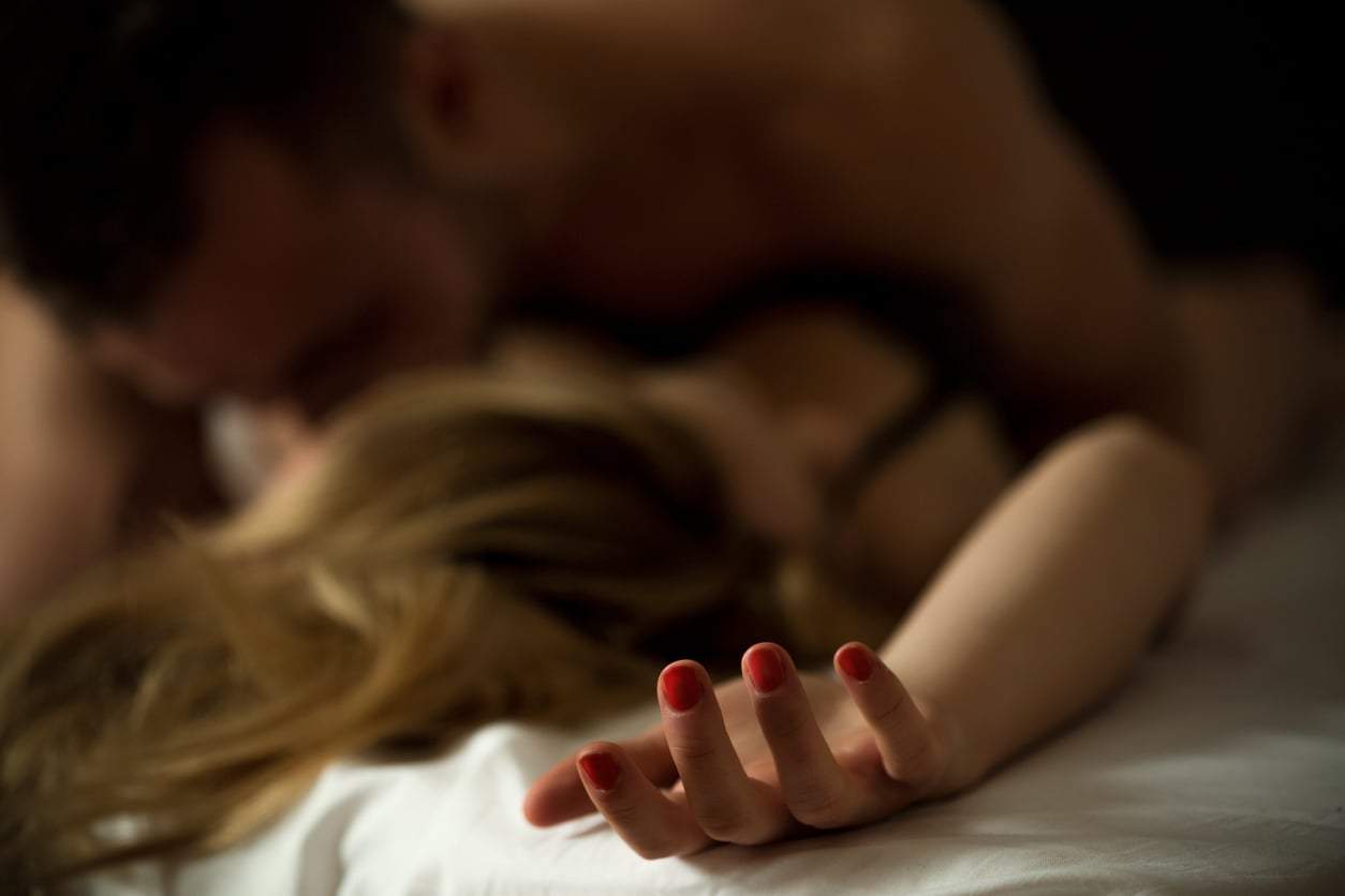 3 mental blocks that stop you from reaching orgasm — and how to overcome them — Love