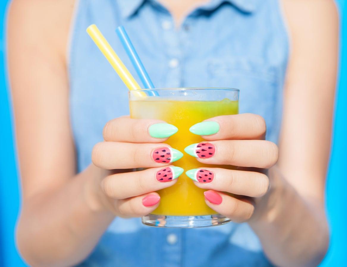 Uñas de sandía: la tendencia más refrescante del verano en 8 inspiraciones irresistibles — Estilo