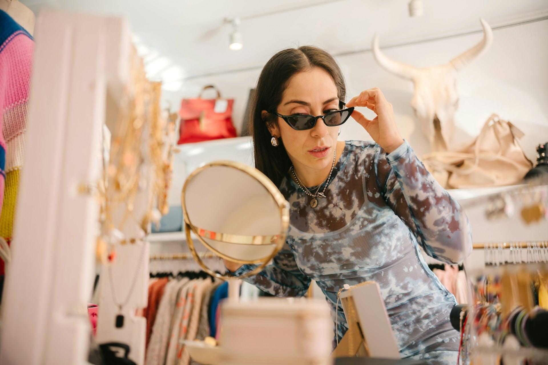 6 fun accessories that instantly elevate your minimalist summer wardrobe — Fashion