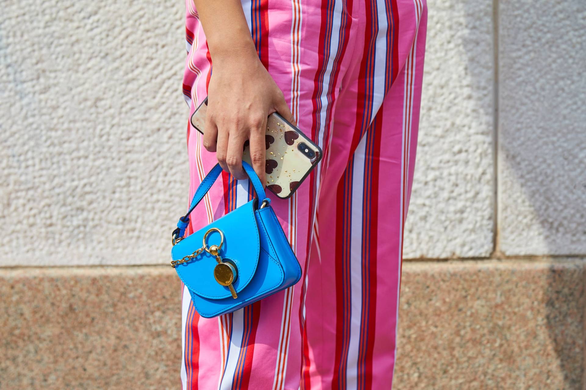 Want to look effortlessly stylish? Wear striped "pyjama pants" out in public