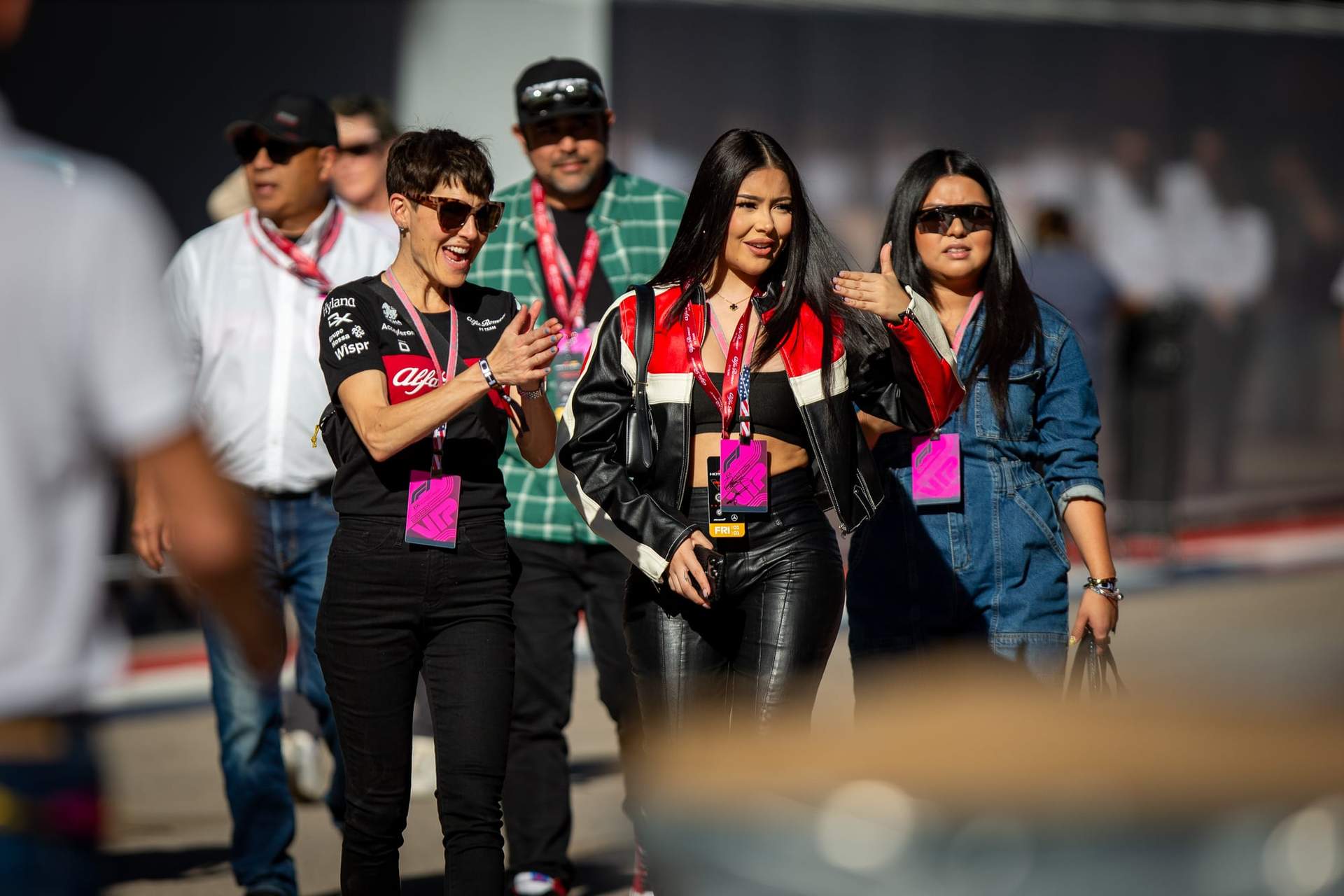 Qué ponerte en un Gran Premio de F1: 8 looks para brillar en la grada — Moda