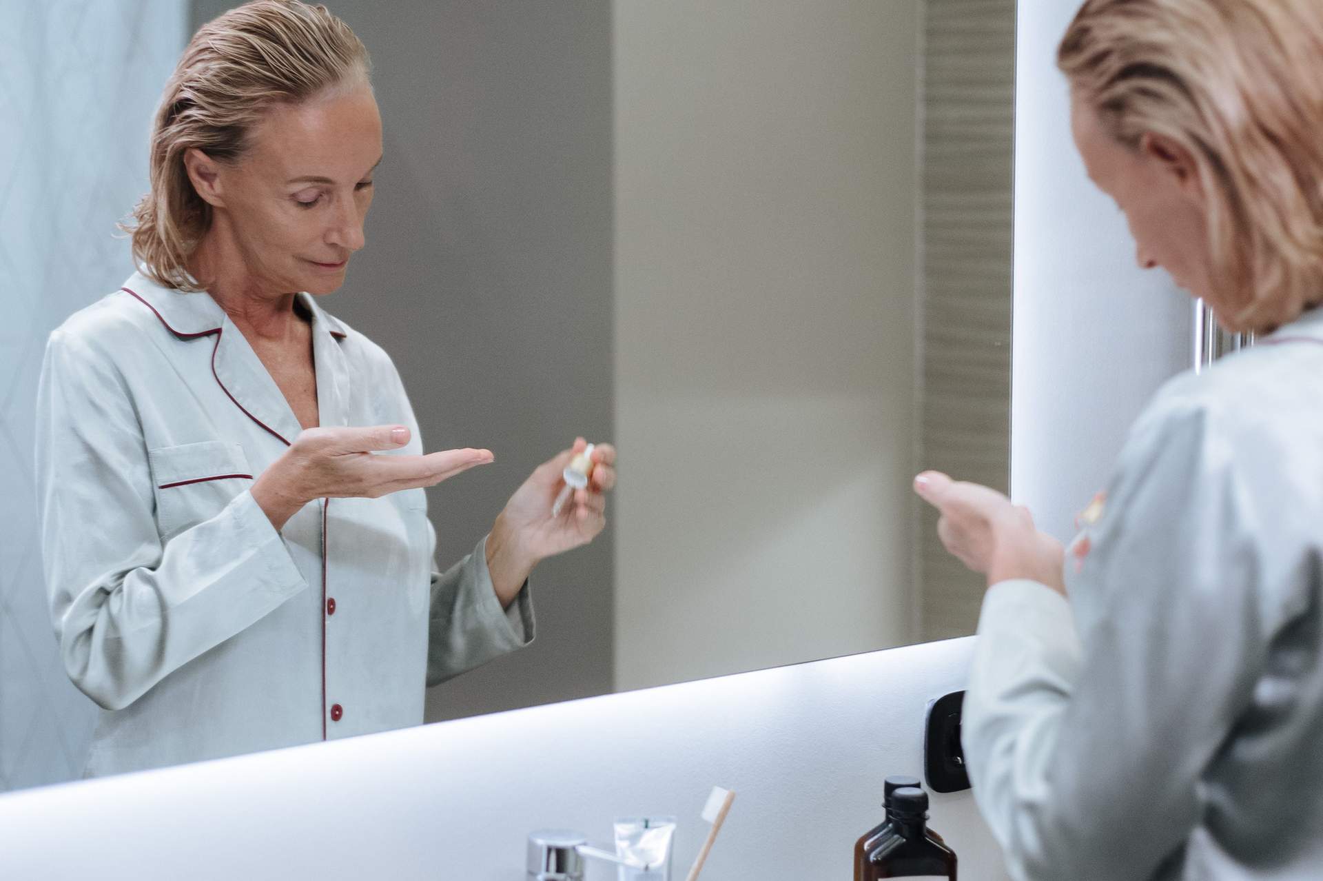 Diese 4 Produkte in deiner Morgenroutine lassen deine Haut schneller altern — Gesicht