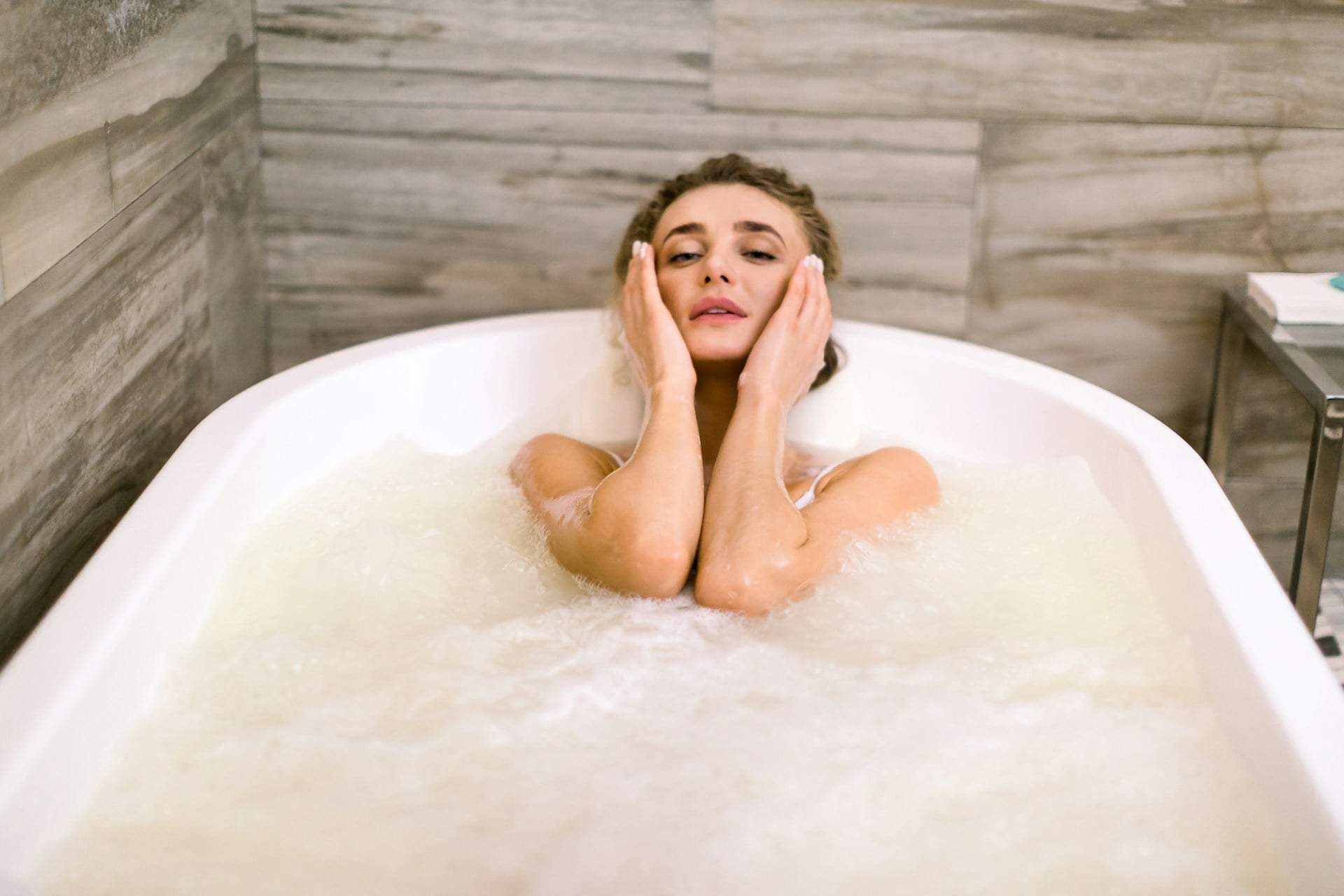 "A hot bath and calming music won't heal your soul" — What therapists really think about wellness culture — Health