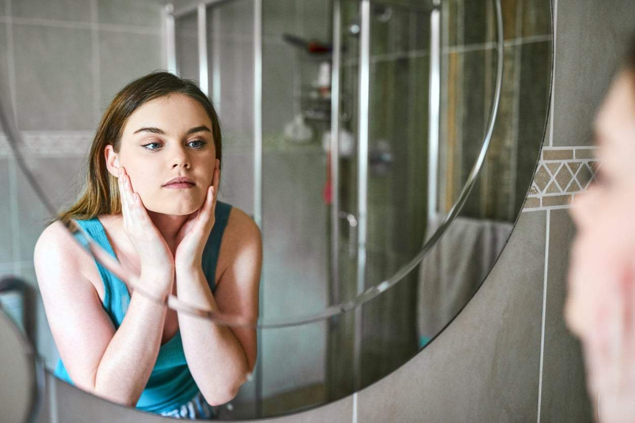 3 Small Skin Changes That Could Mean Your Body Is Low on Vitamins — Face