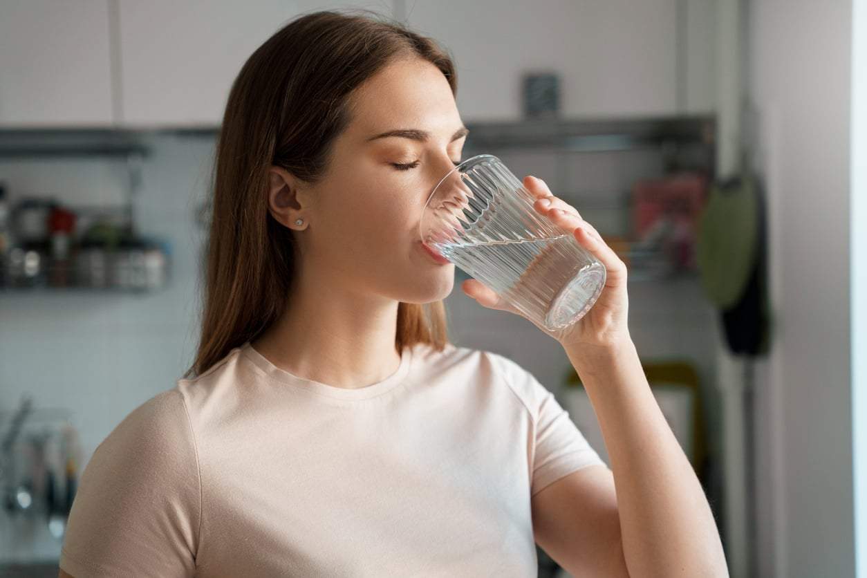 Vous ne buvez pas assez d'eau ? Voici ce qui peut arriver à vos reins — Santé