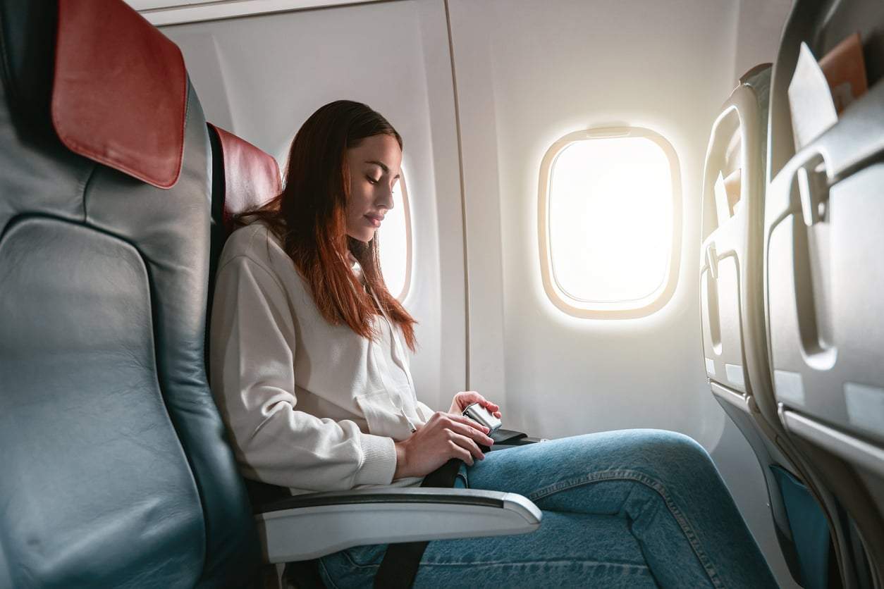 3 accesorios baratos que convierten un vuelo low cost en un viaje cómodo — Ocio