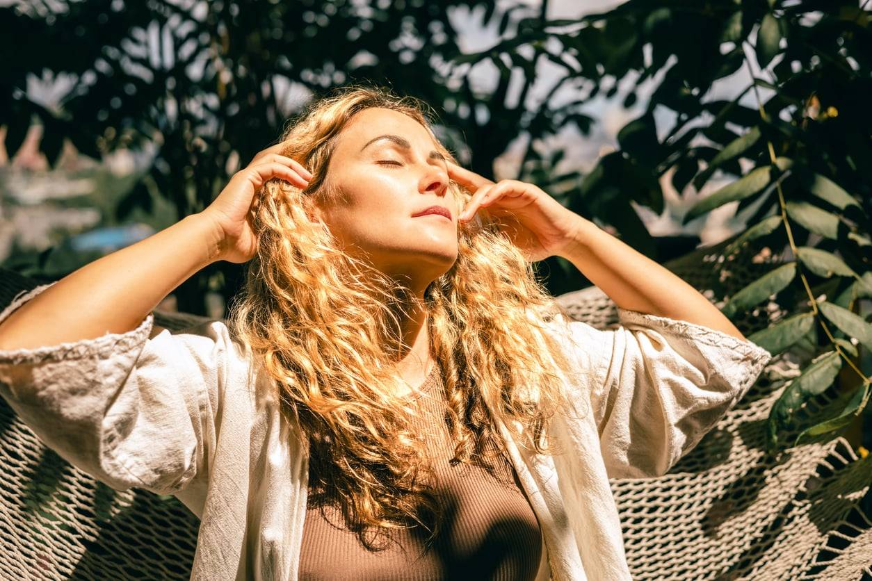If You're a Leo, an Old Love May Walk Back Into Your Life This Late Summer