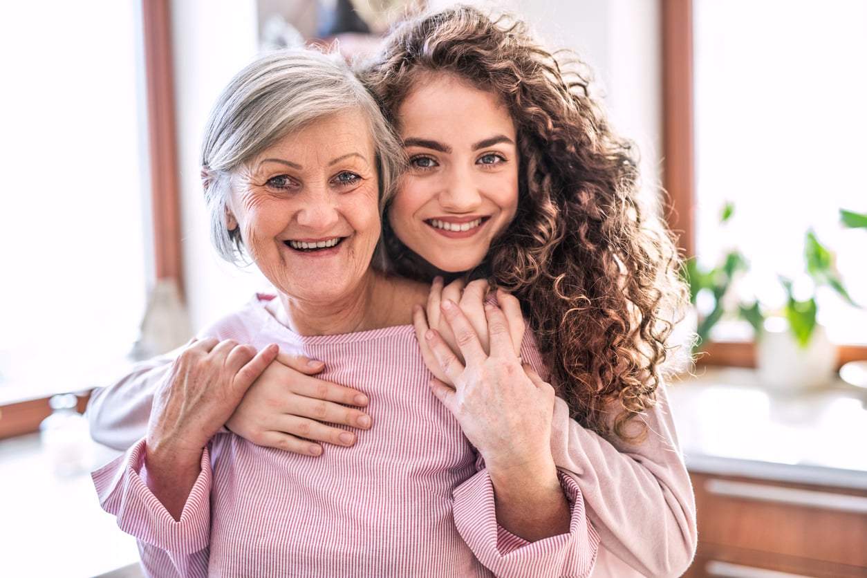 Je ne suis plus croyante : ce que je n'ose pas dire à ma grand-mère — Famille