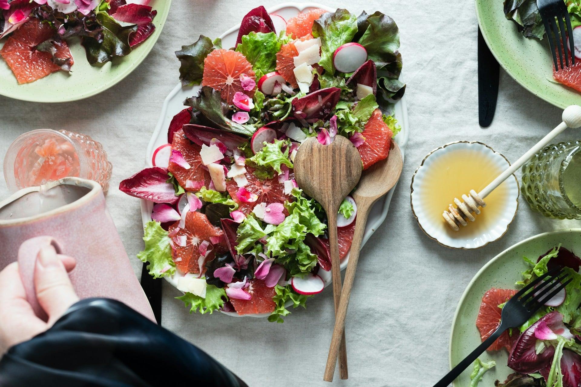 Salades de fruits salées : 6 recettes qui vont voler la vedette à vos barbecues — Mode de vie