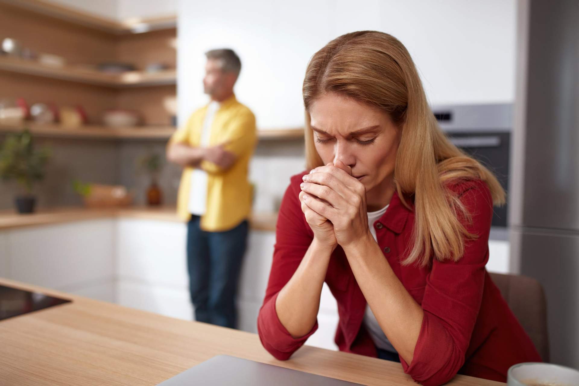 Lo más peligroso en un matrimonio no son las peleas, sino cuando ya ni siquiera discutís — Relación