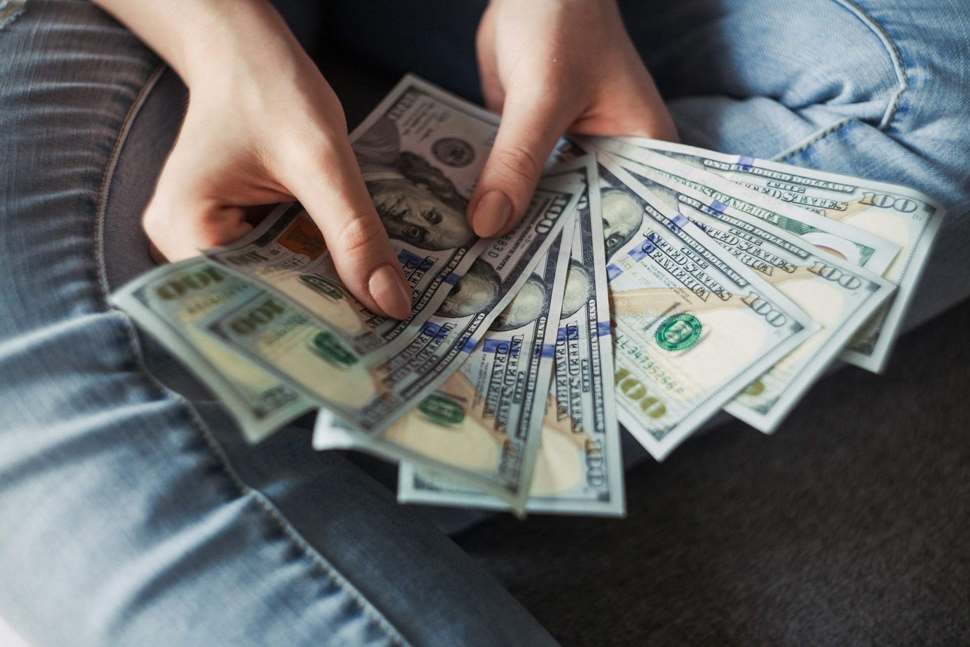 3 Sternzeichen, deren finanzielle Lage sich im September zum Besseren wendet — Lebensstil