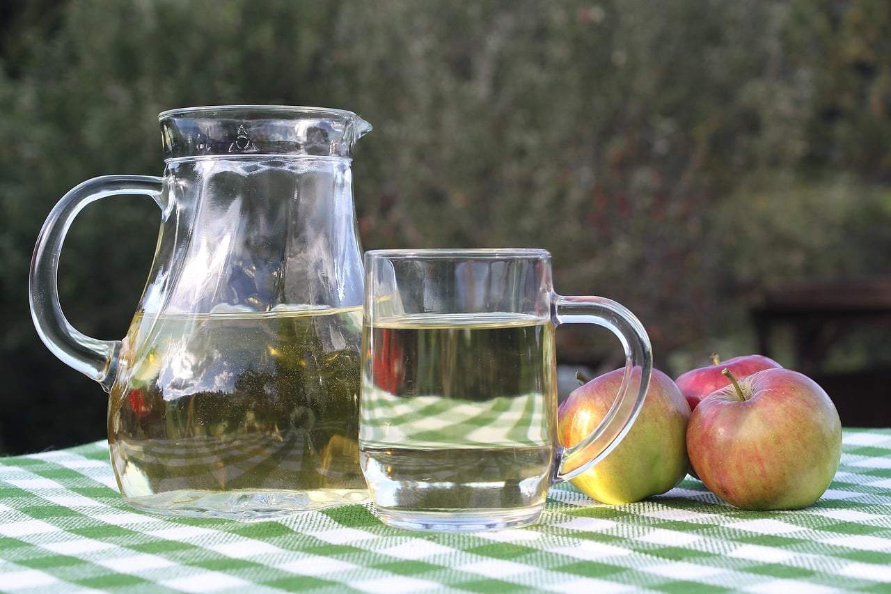 Todo lo que el vinagre de manzana puede hacer por ti — y cómo usarlo bien — Salud