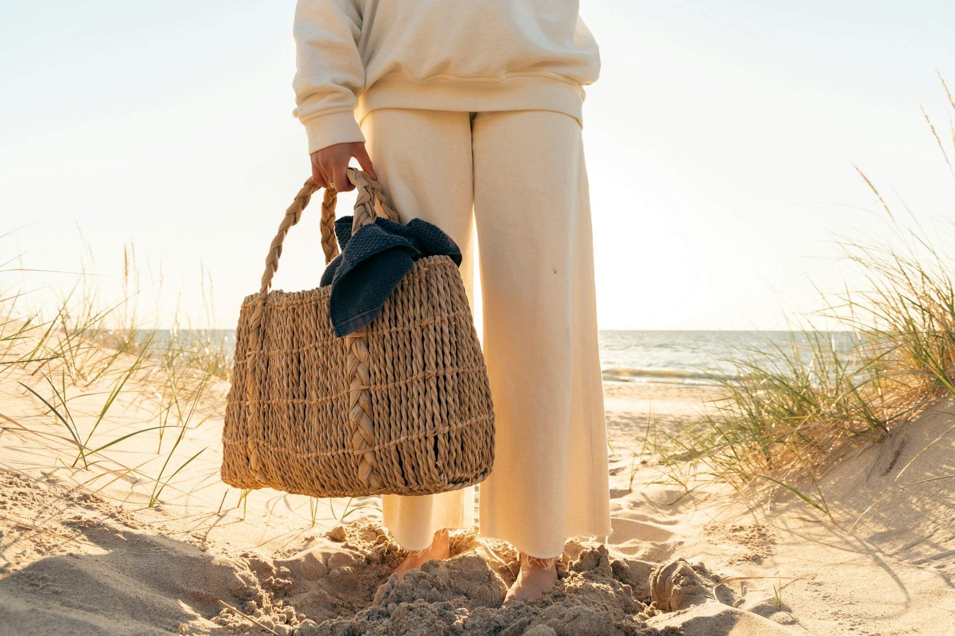 Borse da mare in città: 10 modelli che sembrano nati per il tuo look estivo — Moda