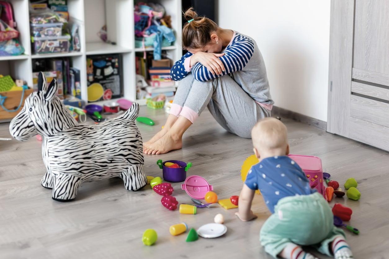 Burnout parental: las 3 señales tempranas que ya piden ayuda médica — Familia