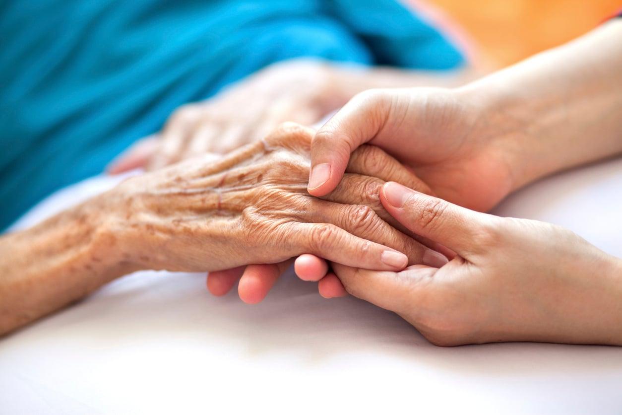On her deathbed she whispered a secret that changed how we saw our whole family — Family