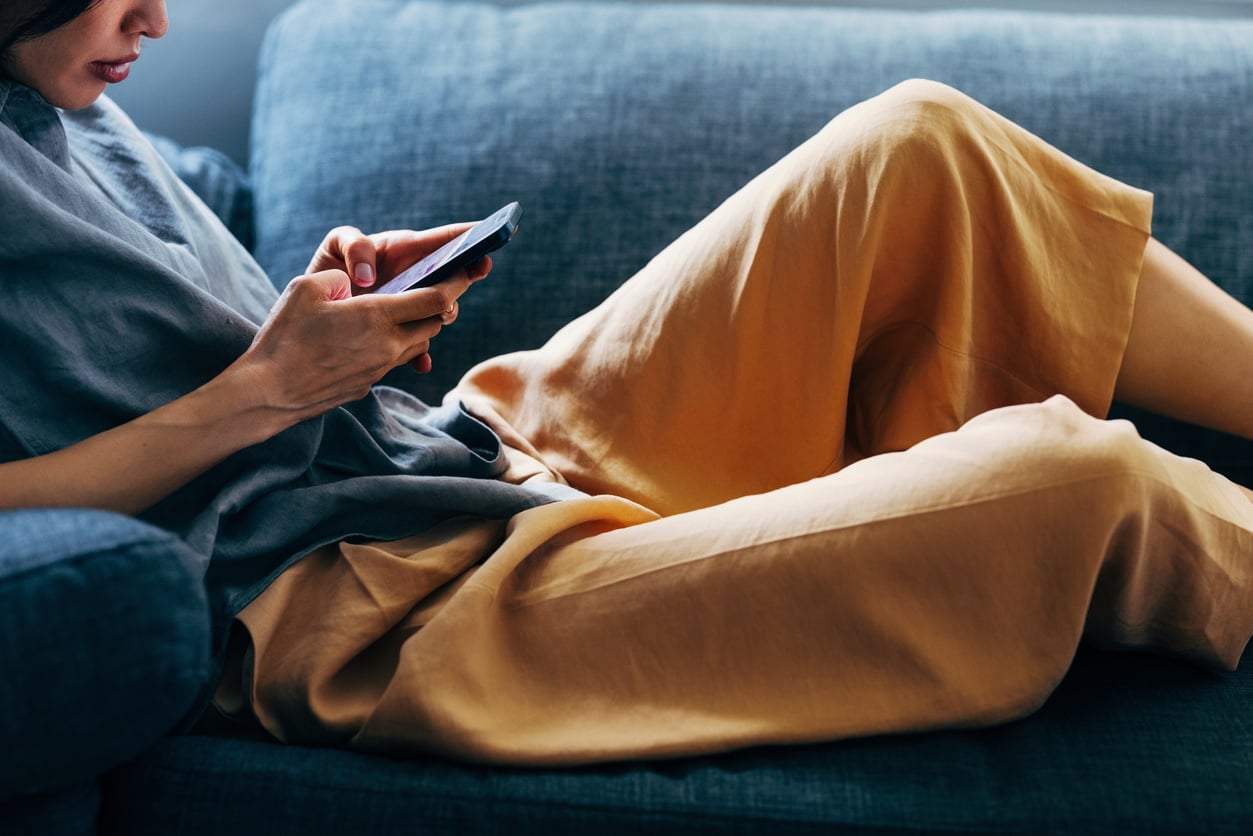Digiuno da dopamina: perché sempre più donne provano questa pausa che cambia la testa — Salute
