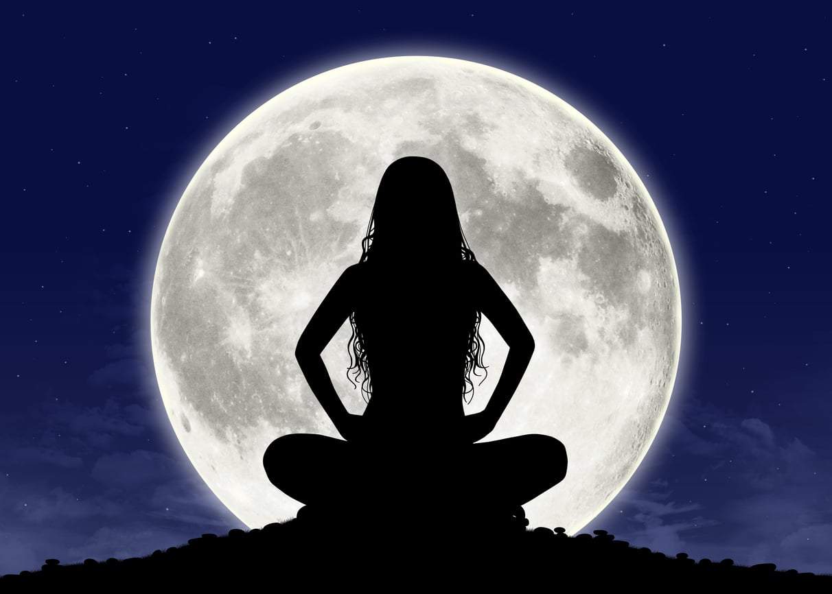 Si naciste en esta fase lunar, sientes las emociones de los demás como si fueran tuyas — Estilo de vida