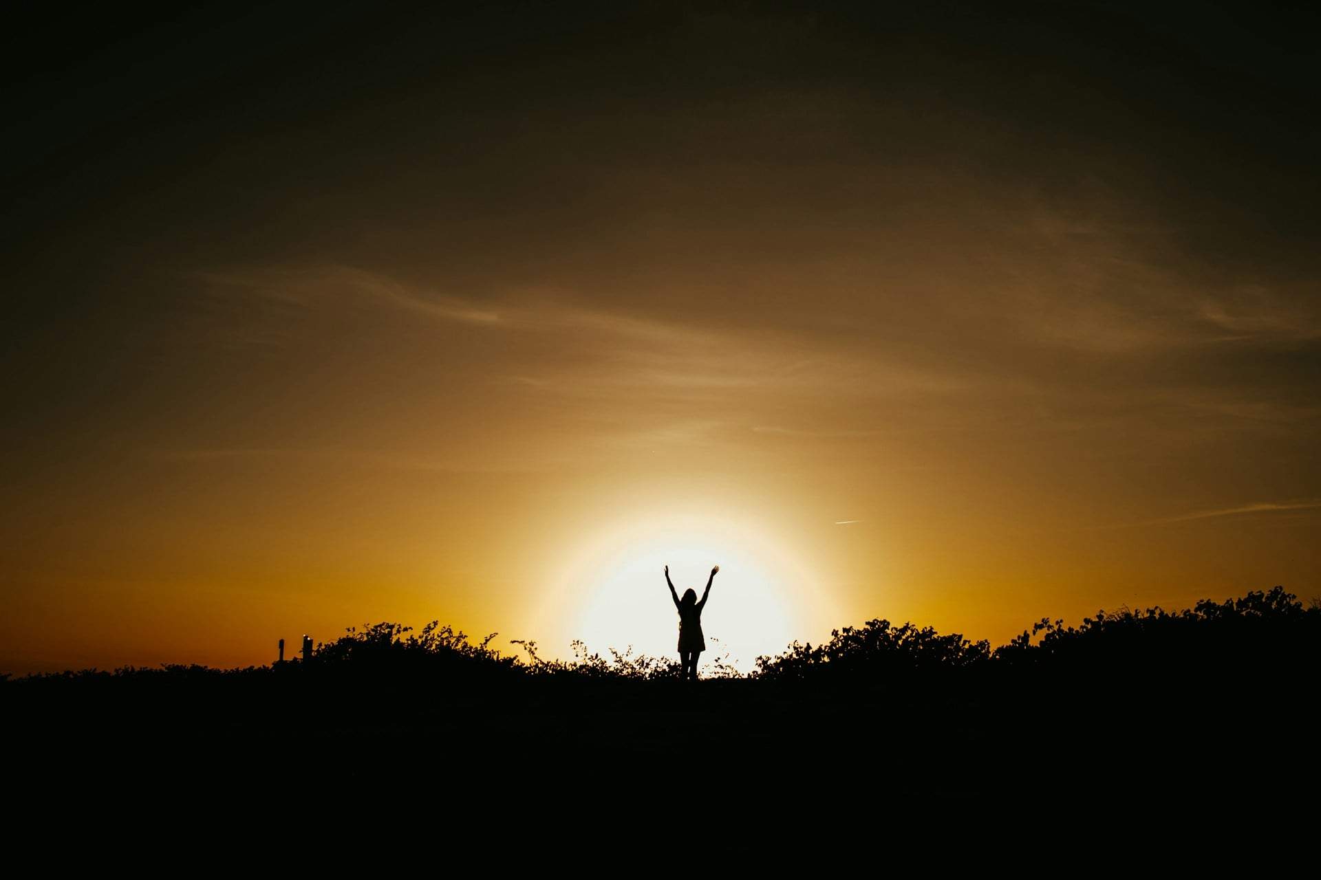 Eclissi solare del 12 agosto: 4 segni che sentiranno tutto tremare dentro di sé — Lifestyle